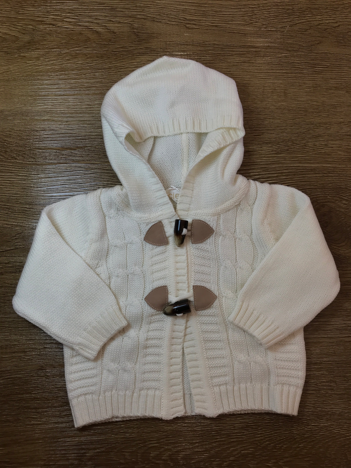 Cardigan Cielo Blu panna con cappuccio e lavorazione di trecce sul davanti