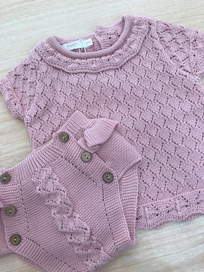 Completo PCS in filo due pezzi rosa antico con lavorazione a maglia mezza manica con rusche al colletto e culotte abbinata e lavorata