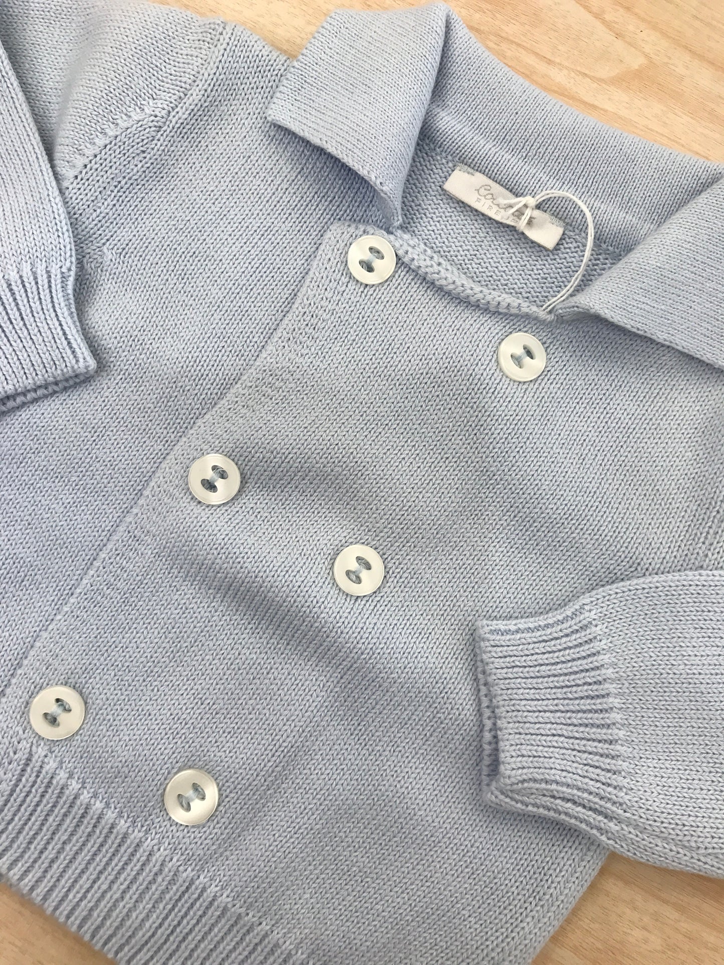 Cardigan Coccodè in filo celeste doppio petto con colletto