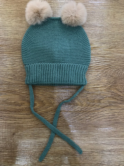 Cappello PCS con lacci per fiocchetto e pon pon