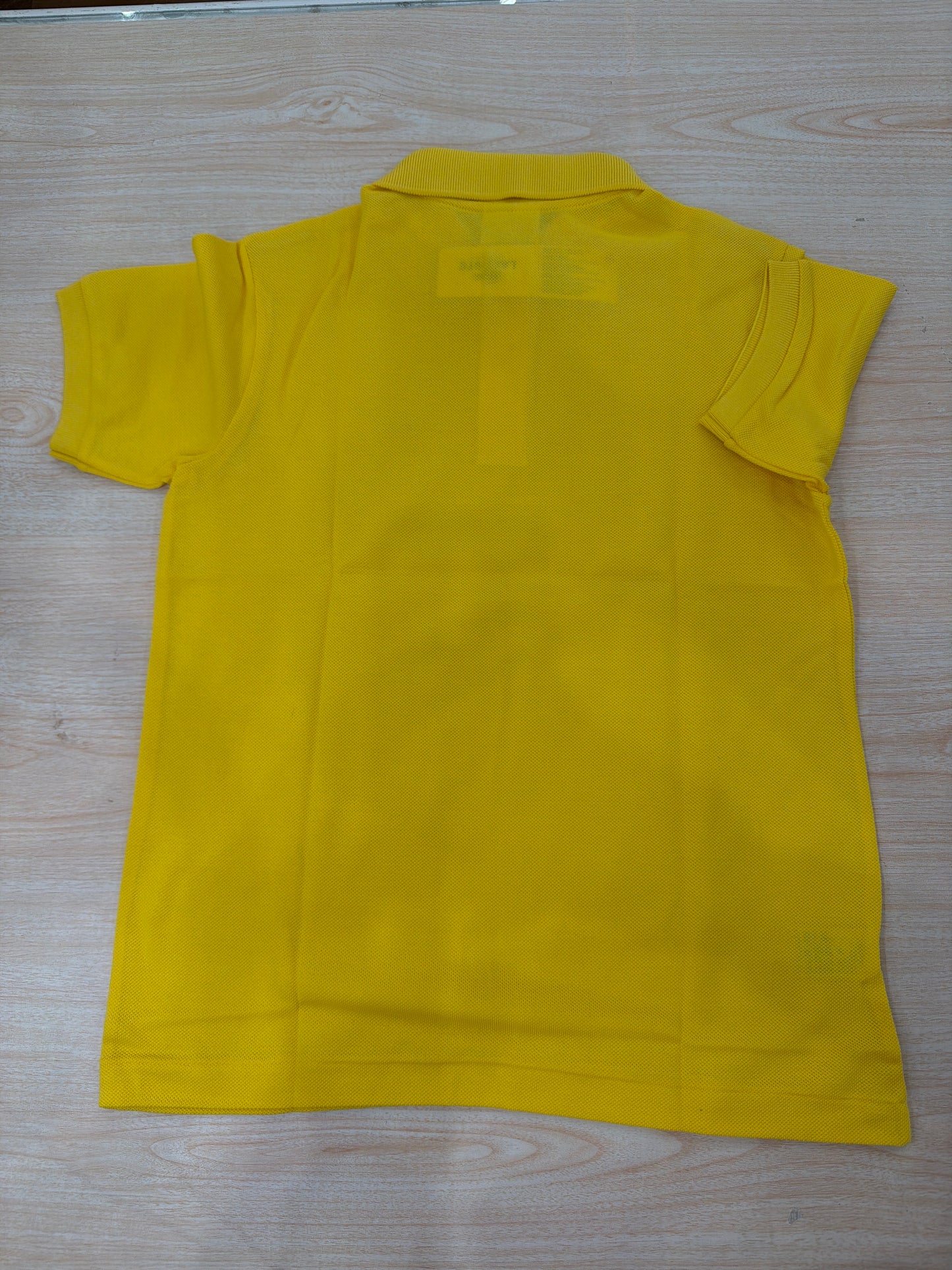 Polo Lacoste in cotone mezza manica con bottoncini e logo ricamato lateralmente unisex
