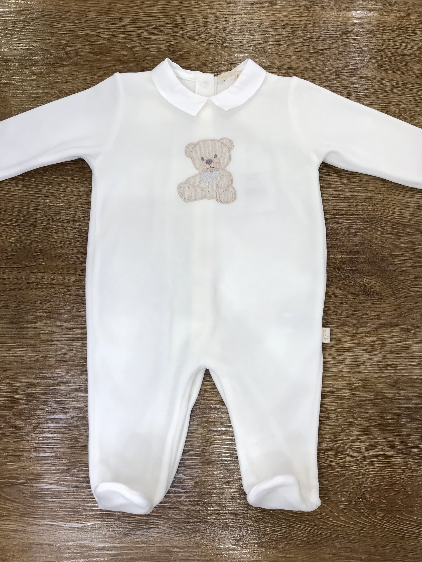 Tutina Baby Gi in ciniglia panna con orsetto centrale