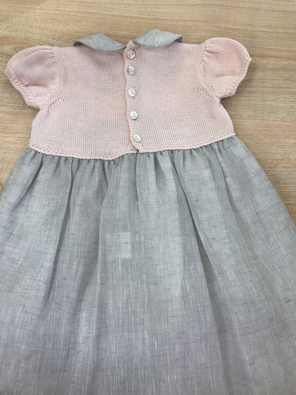 Abito Colibrì con corpetto in filo rosa con gonna in lino grigio con passanastro e fiocchetto