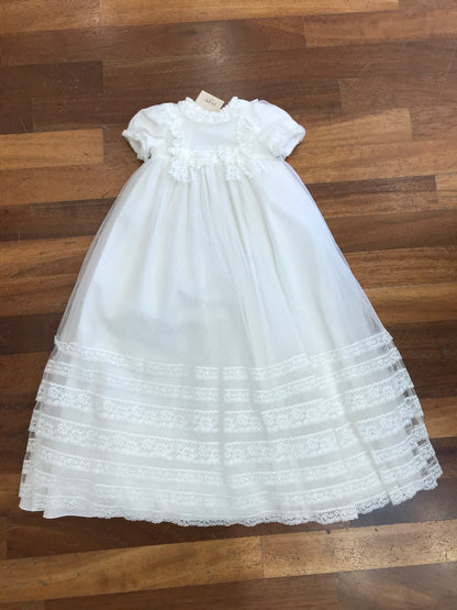 Abito lungo Pure in tulle lavorato da pizzo mezza manica con strato in tulle ed effetto pioggia