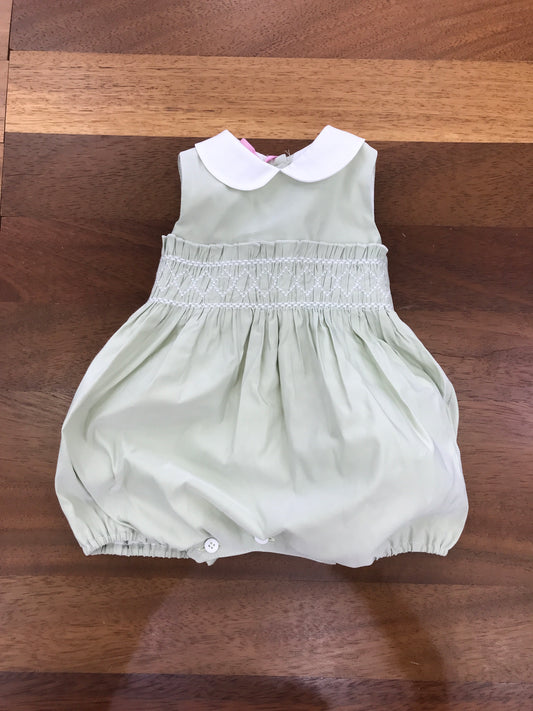 Pagliaccetto Colori Chiari in cotone smanicato con fascia lavorata da punto smock bianco con collo tondo bianco