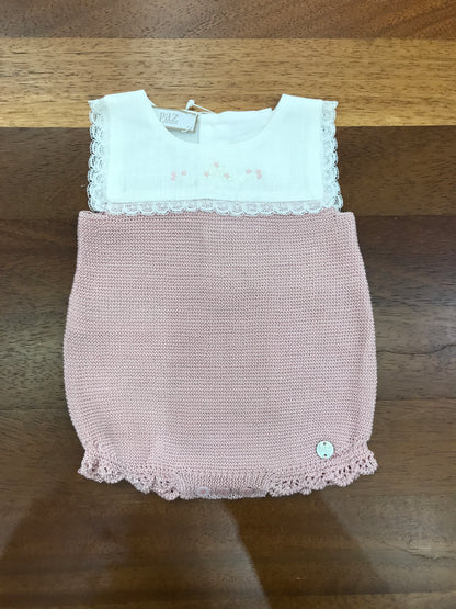 Pagliaccetto Paz Rodriguez in filo rosa antico con corpetto in lino smanicato smerlato con pizzo con ricami floreali ricamati a mano