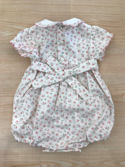 Pagliaccetto Les Enfants de Gisele in cotone mezza manica a sbuffo con colletto smerlato con fiorellini rosa e verdi
