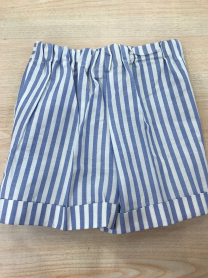 Bermuda Duepunti in cotone bianco e celeste a righe con tasche sul davanti ed elastico sul retro
