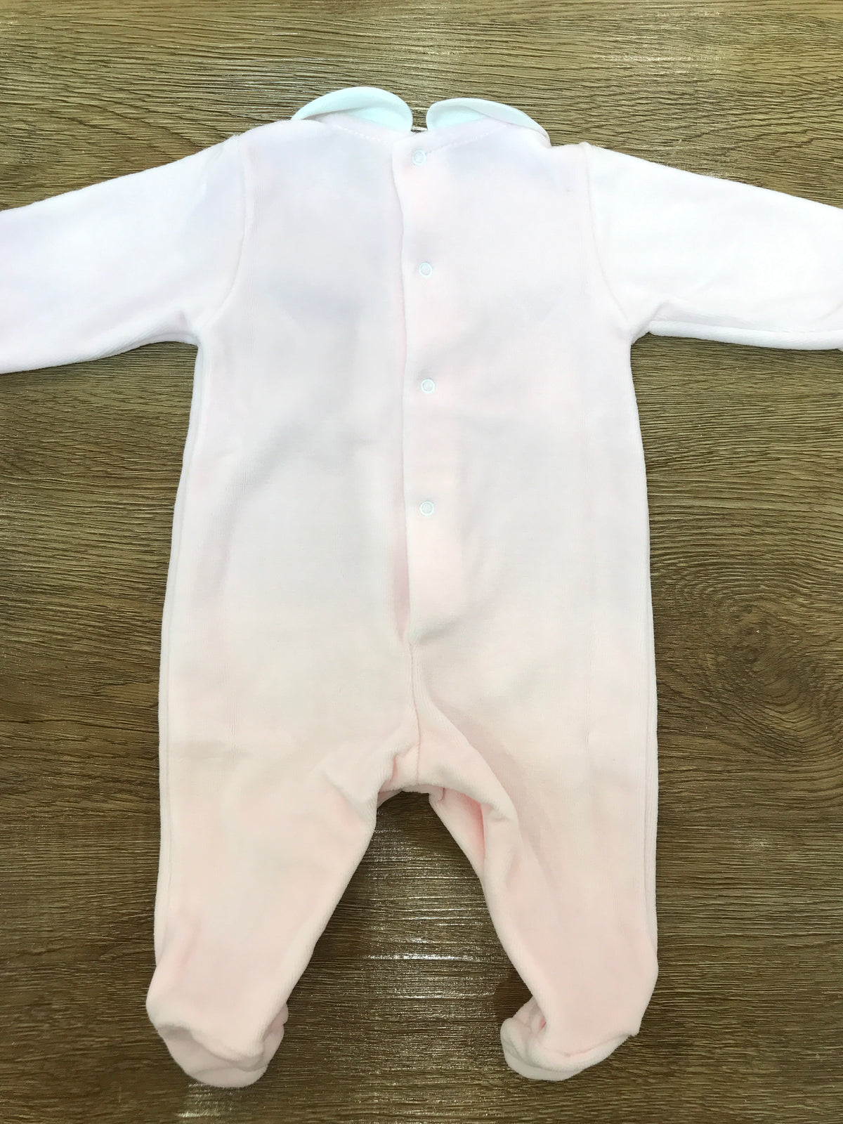 Tutina Pepecè intera in ciniglia rosa con colletto bianco con fiorellini ricamati anche sul corpetto