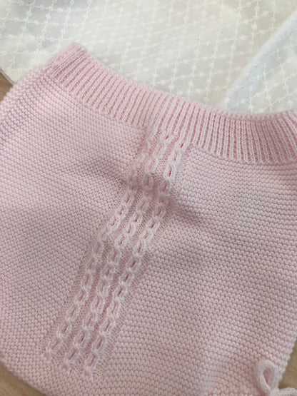 Abito PCS con corpetto in filo rosa mezza manica con fiocchetti alterali con gonna bianca con culotte