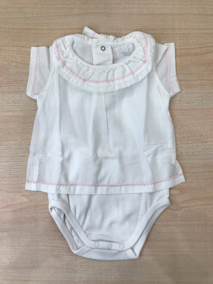Body Laranjinha in cotone mezza manica effetto camicia ricamata in rosa con collo con rusche ricamata