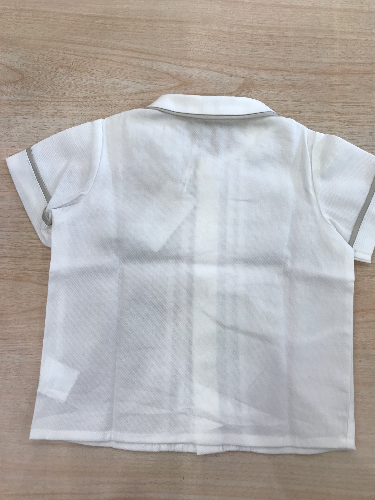 Camicia Colibrì mezza manica con rifiniture tortora con pois in rilievo su pieghe sul davanti