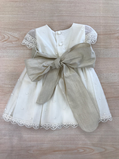 Abito Paz Rodriguez in cotone mezza manica velata con ricami e fascia in vita con applicazione di fiore