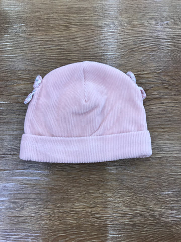 Cappello Nanan in ciniglia a costine rosa antico con risvolto e fiocchetti con fiori laterali
