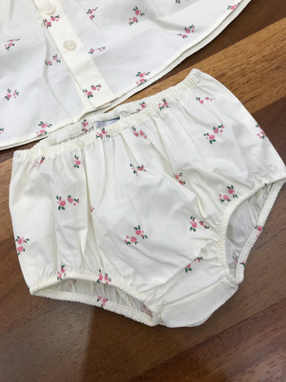 Completino Petit Bateau in cotone panna con fiori rosa con culotte