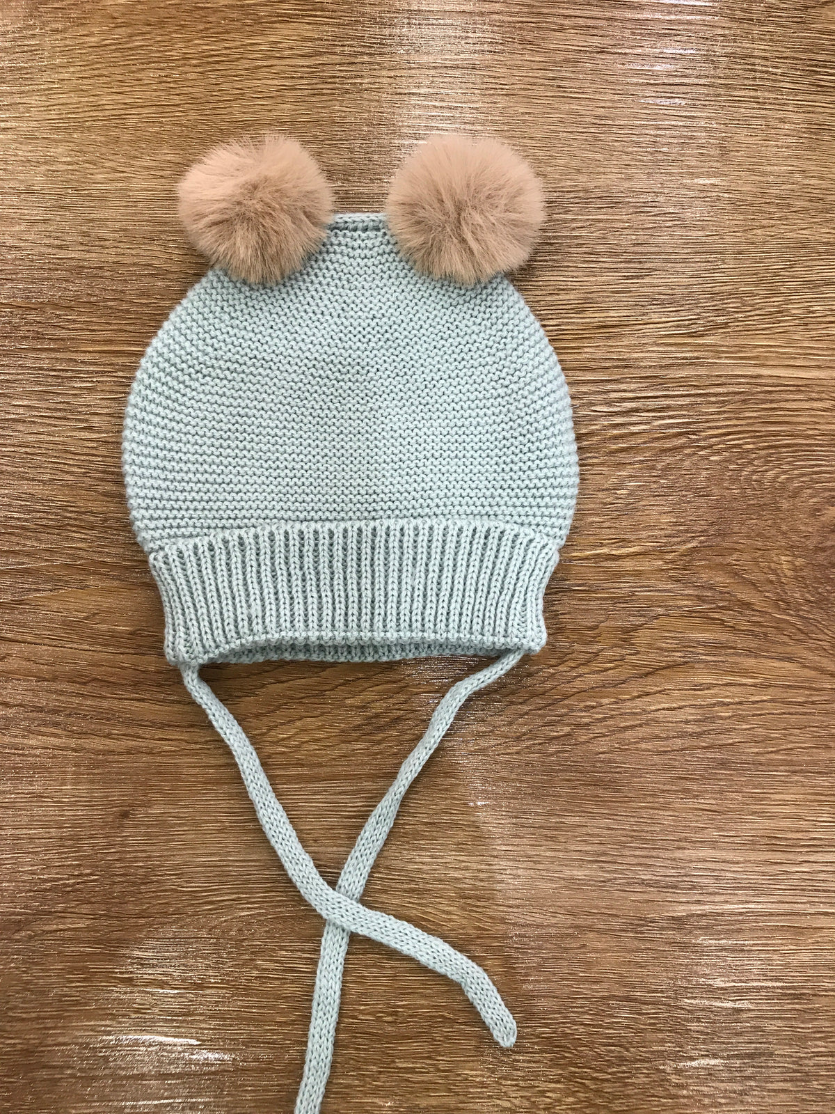 Cappello PCS con lacci per fiocchetto e pon pon