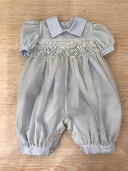 Pagliaccetto Piccola Giuggiola in organza in seta manica a sbuffo con corpetto lavorato da punto smock e nodi d'amore