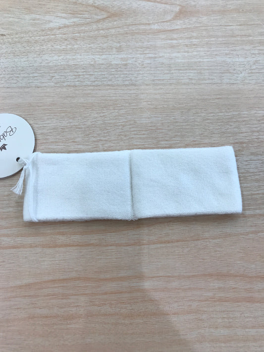 Fascia Baby Lord in filo bianco con roselline ricamate al centro