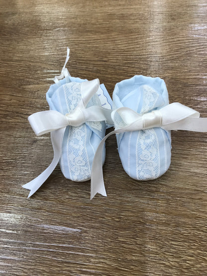 Babbucce Piccola Giuggiola in organza celeste con applicazione di valancienne