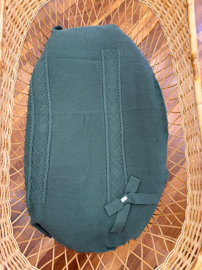 Coperta PCS con lavorazione centrale di trecce e cuori ricamati con fiocco laterale