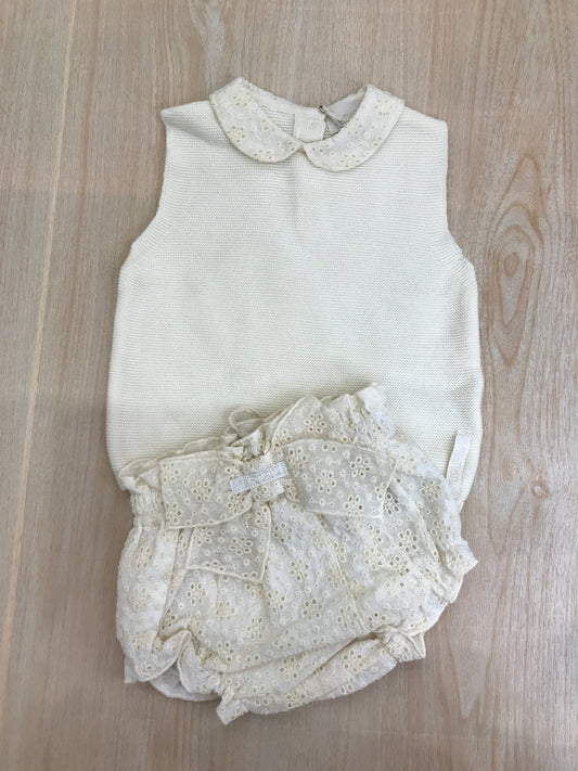 Completo Nanan in filo panna con colletto rotondo con san gallo e culotte abbinata
