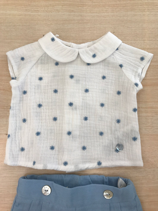 Completo Paz Rodriguez in cotone camicia mezza manica con fiori bianchi con pantalone corto