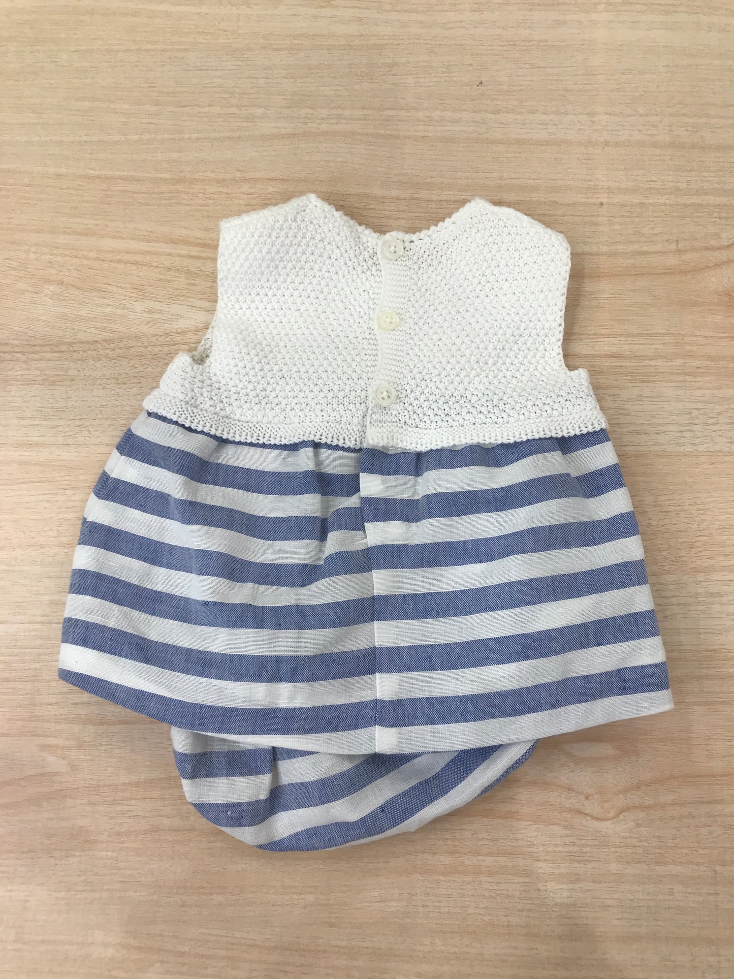Abito Paz Rodriguez in cotone a righe bianche e blu con corpetto in filo con culotte abbinata