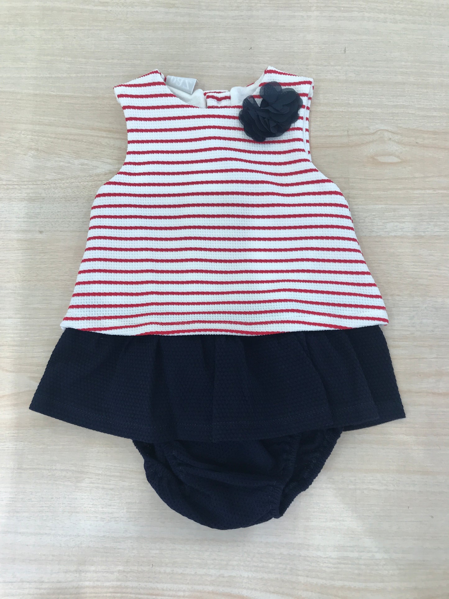 Abito Paz Rodriguez in cotone smanicato a righe bianche e rosse con rusche blu con culotte