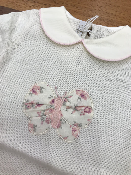Pagliaccetto Baby Lord in filo panna con collo tondo mezza manica con farfalla centrale