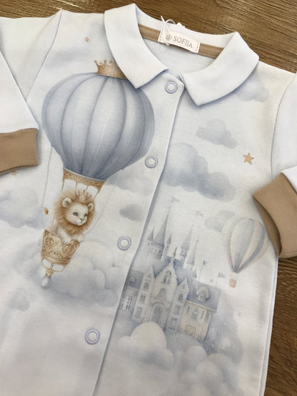 Coordinato Sofija in caldo cotone celeste con mongolfiere e leone mussola con tutina intera e cappello