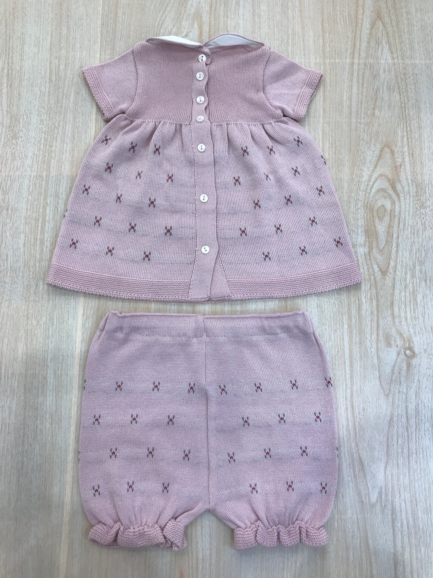Completo Baby Lord in filo rosa antico mezza manica con fiorellini ricamati e culotte abbinata