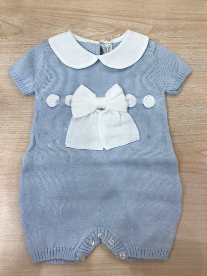 Pagliaccetto Baby Lord in filo mezza manica con passanastro e fiocchetto bianco