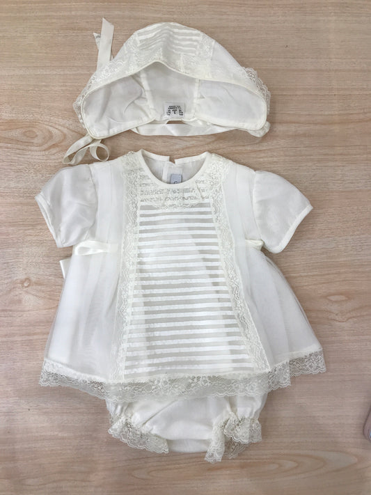 Completo Belan in organza con applicazioni di pizzo casacca con culotte.