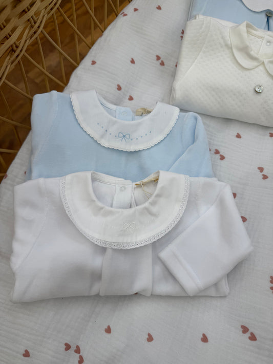 Coordinato nascita Baby Gi tutina intera con piccoli dettagli smerli e ricami