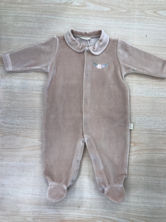 Tutina Baby Gi in ciniglia rosa antico intera con fiori ricamati