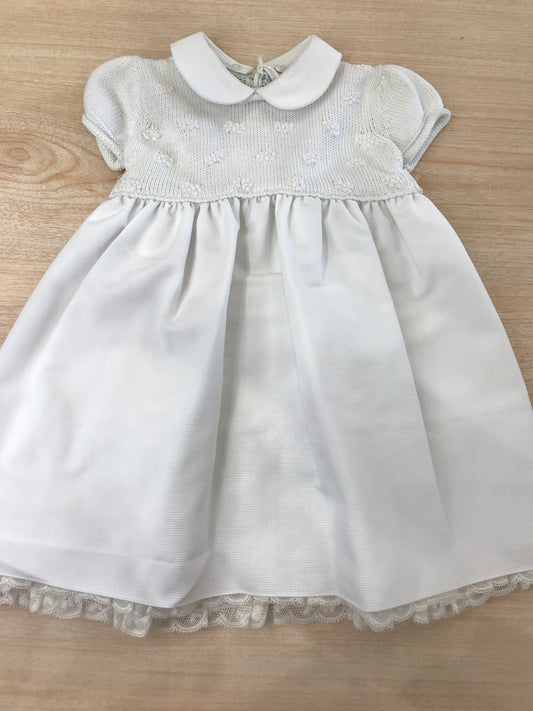 Abito Colibrì bianco gonna con pizzo corpetto in filo con fiori rosa ricamati e sul retro fiocchetto