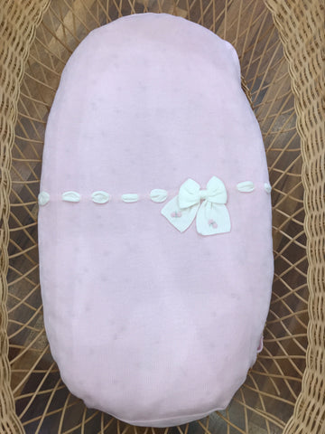 Coperta Baby Lord in lana rosa con passanastro panna e fiocco con roselline ricamate