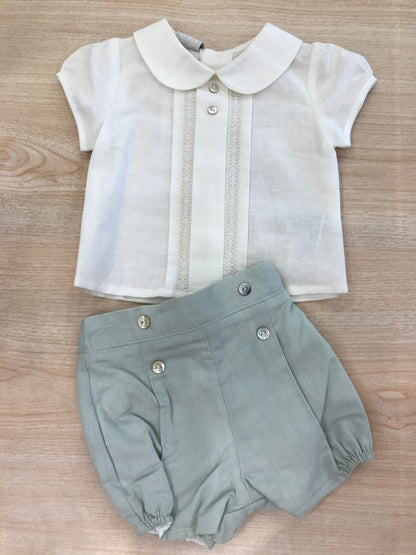 Completo Paz Rodriguez in cotone camicia mezza manica con ricamo centrale con pantalone corto verde