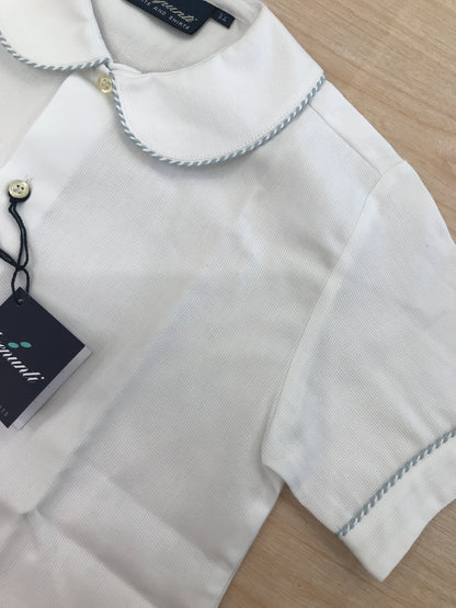 Camicia Duepunti in cotone mezza manica bianca con collo tondo rifinito con ricamo celeste