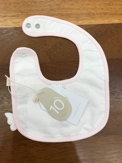 Bavetta Baby Gi in cotone rosa con farfalla applicata lateralmente