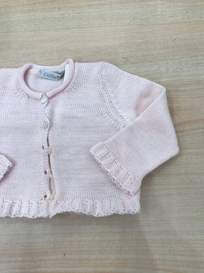 Cardigan Colibrì in filo rosa chiaro con piccoli bottoncini smerlato