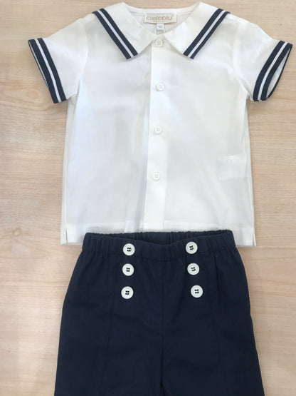 Completo Cielo Blu in cotone camicia mezza manica dal profilo blu a righe con bermuda blu scuro con bottoncini