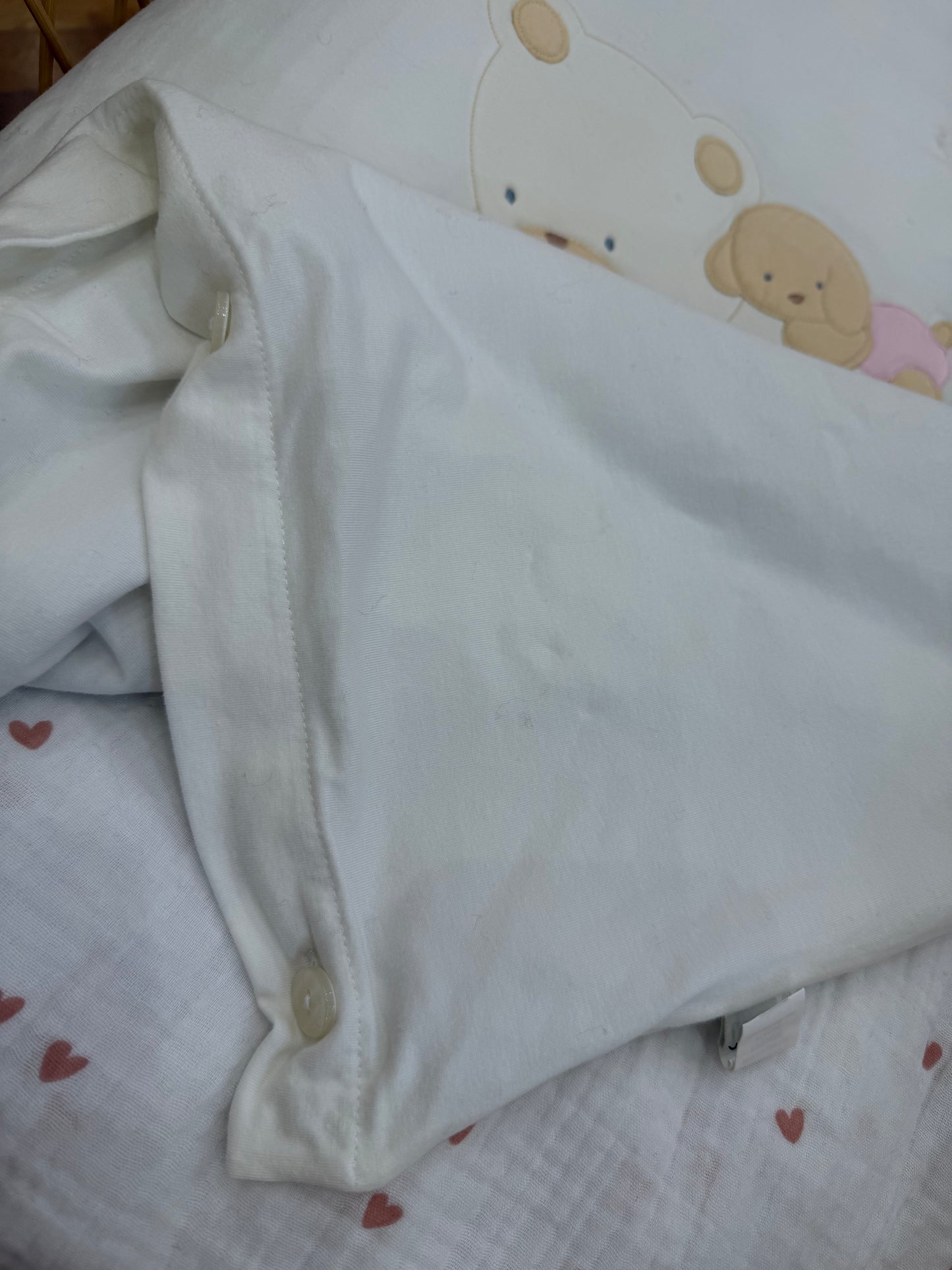 Coperta Coccodè in caldo cotone bianca con ricamo centrale orsetto con cagnolino